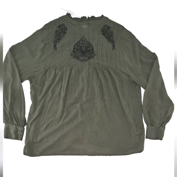 TORRID Green Challis Tie Front Top with Paisley Embroidery - Picture 3 of 14